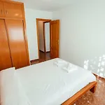 Lägenhet Comfortable- 2bd 1bth- Triana *