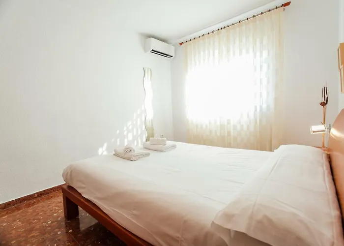 Apartament Comfortable- 2bd 1bth- Triana
