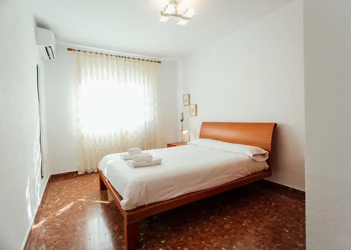 Comfortable- 2bd 1bth- Triana *