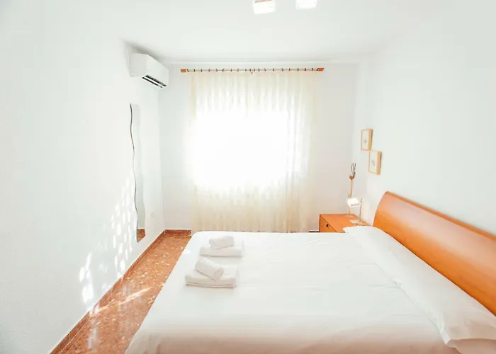 Apartament Comfortable- 2bd 1bth- Triana *